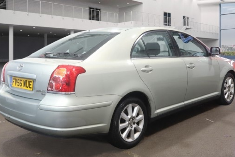 Toyota Avensis Verso 