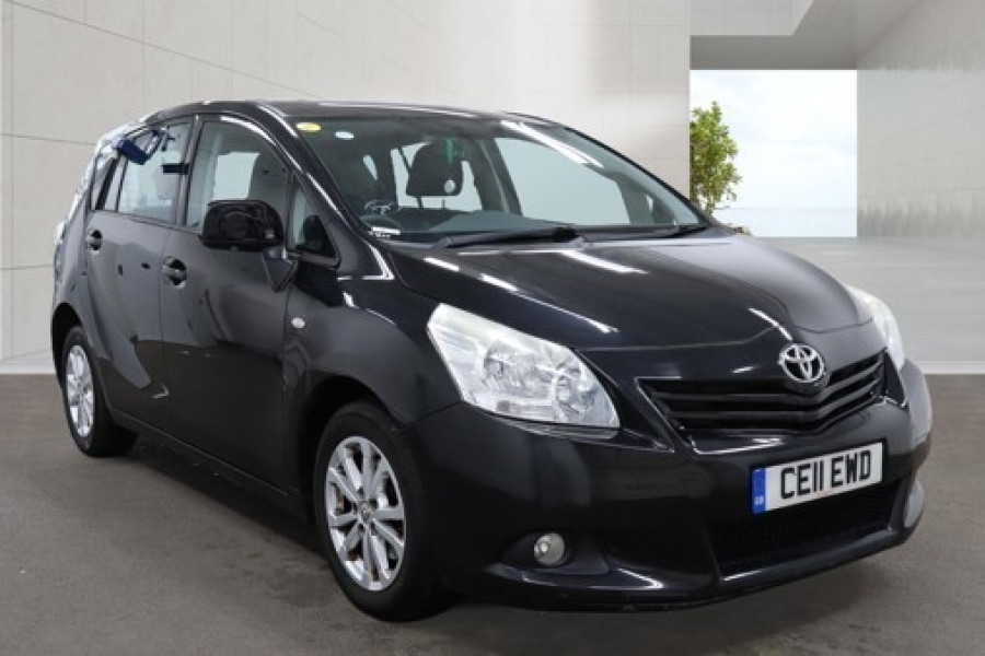 Toyota Avensis Verso 