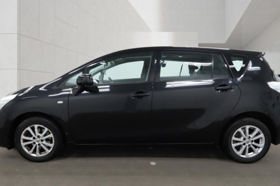 Toyota Avensis Verso 