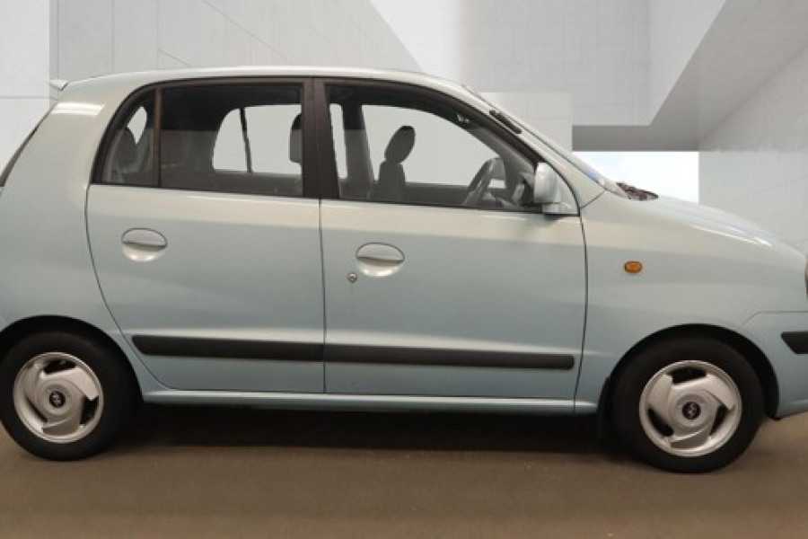 Hyundai Amica 