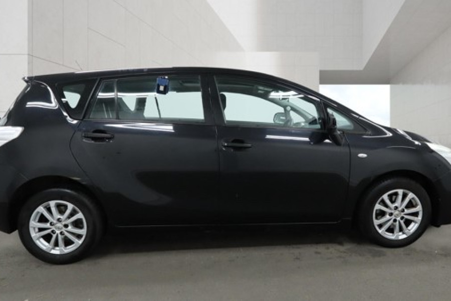 Toyota Avensis Verso 