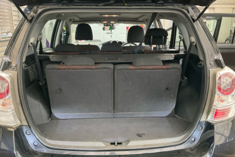 Toyota Avensis Verso 