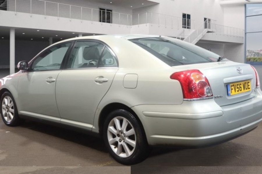 Toyota Avensis Verso 
