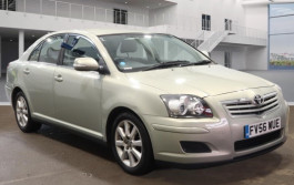 Toyota Avensis Verso 